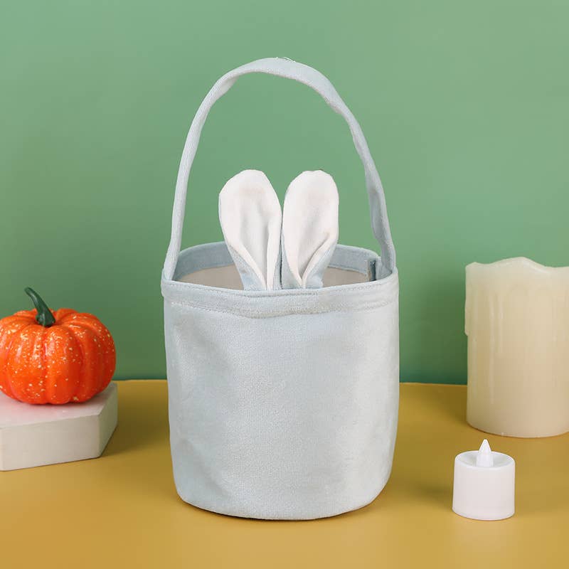 Small Easter Basket: White&blue