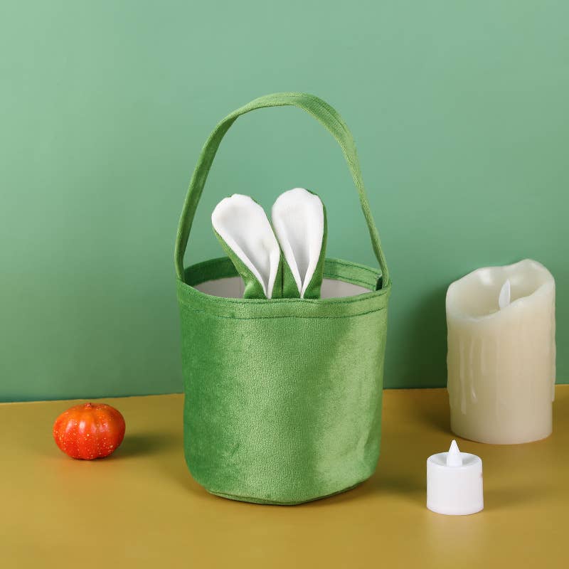 Small Easter Basket: White&blue