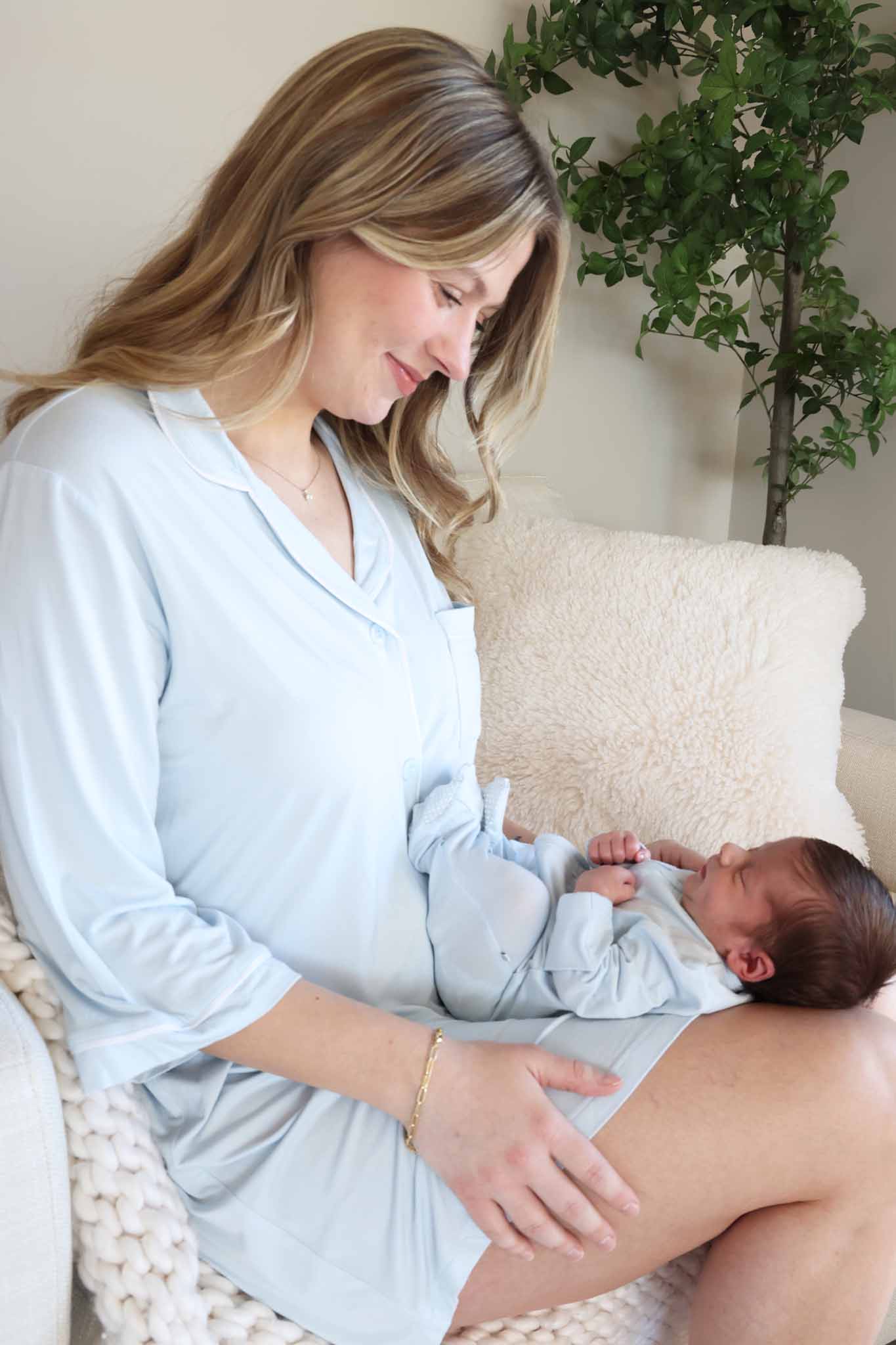 Labor & Delivery Nightgown Baby Blue