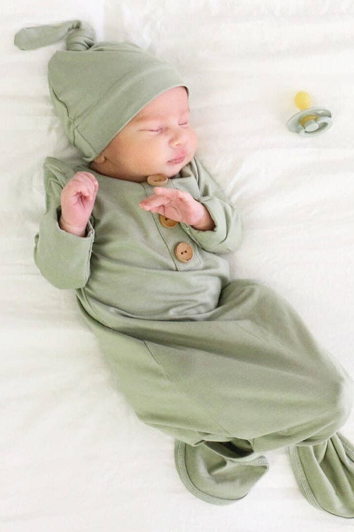 Solid Moss Bamboo Baby Knot Gown & Hat: Newborn / 7-14lbs+