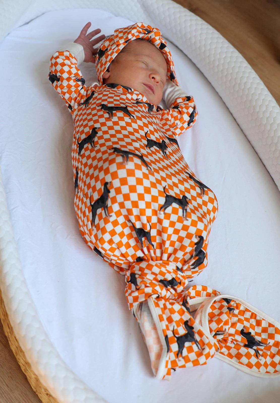 Coonhound Bamboo Knotted Gown: Newborn