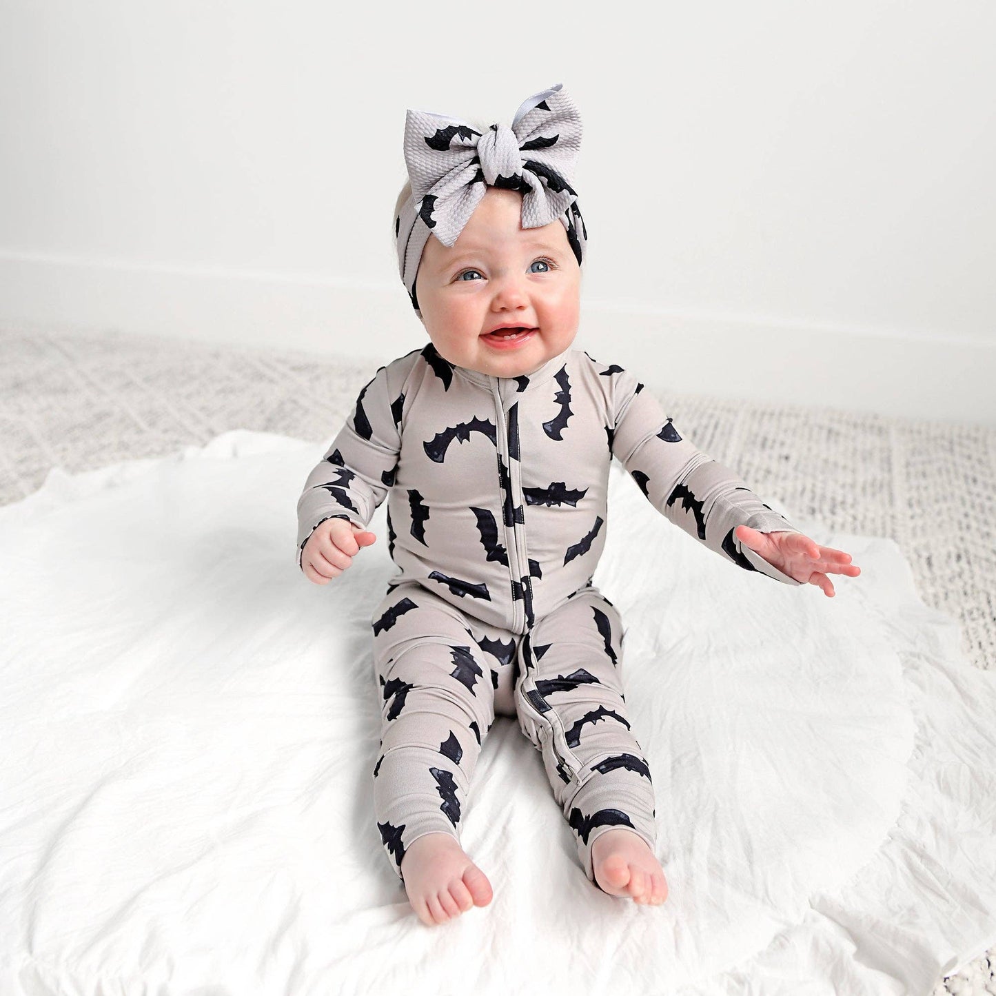 Gray Bats Zip Bamboo Halloween Sleepies