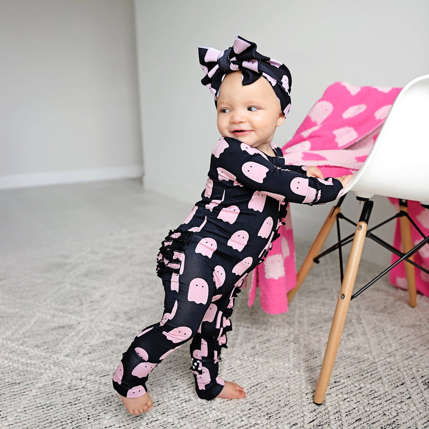 Shade Black Ghost RUFFLE ZIP