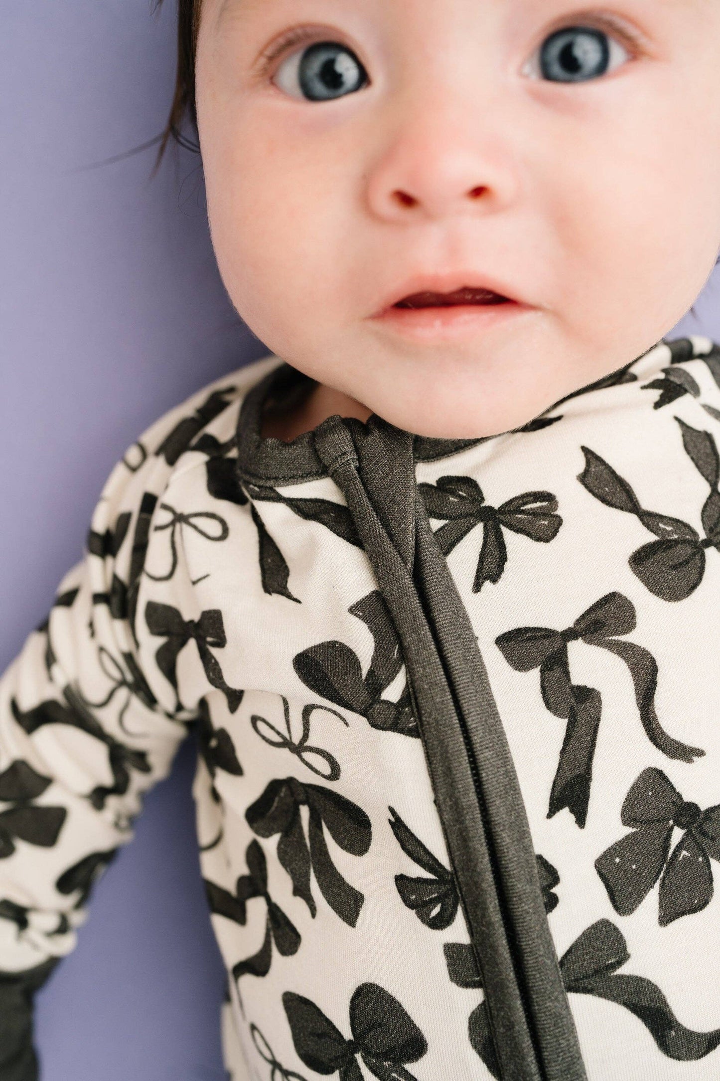 Monochrome Bows Bamboo Sleeper