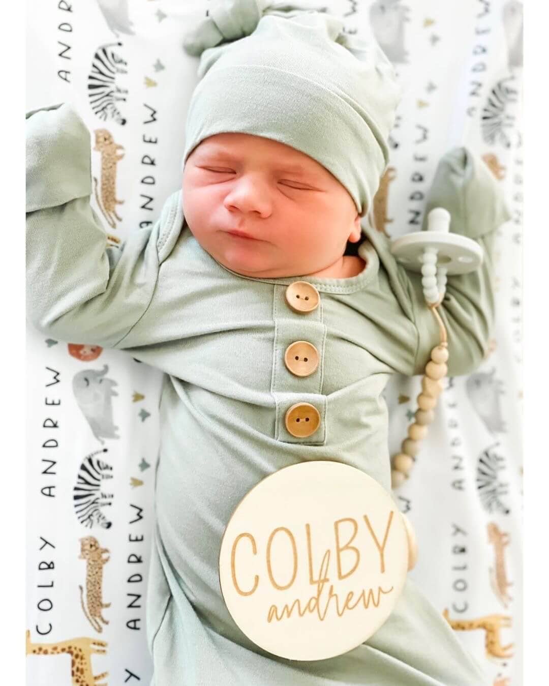 Solid Moss Bamboo Baby Knot Gown & Hat: Newborn / 7-14lbs+