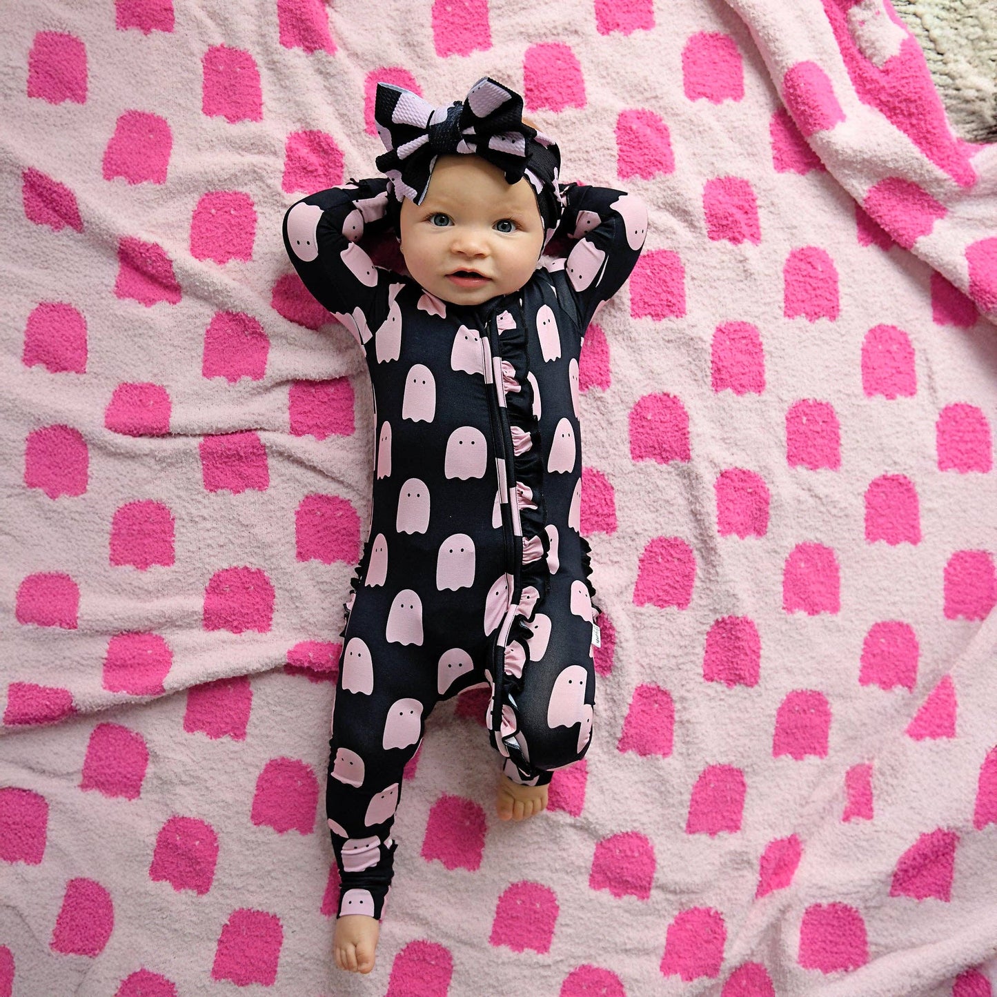 Shade Black Ghost RUFFLE ZIP