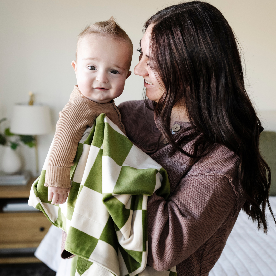 Saranoni - MINKY STRETCH RECEIVING BLANKETS: Florals