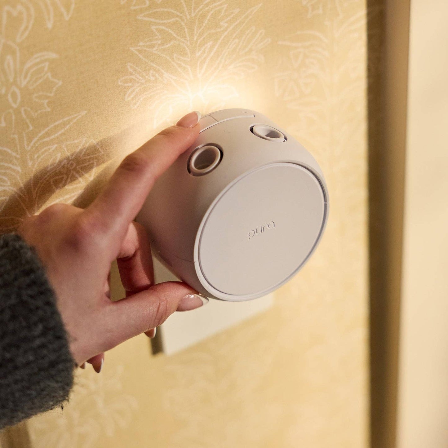 Pura Home™ Smart Home Fragrance Diffuser