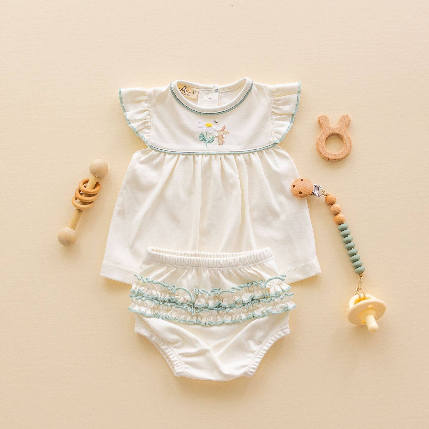 BunnyEmbroidered Ruffle Diaper Cover Set