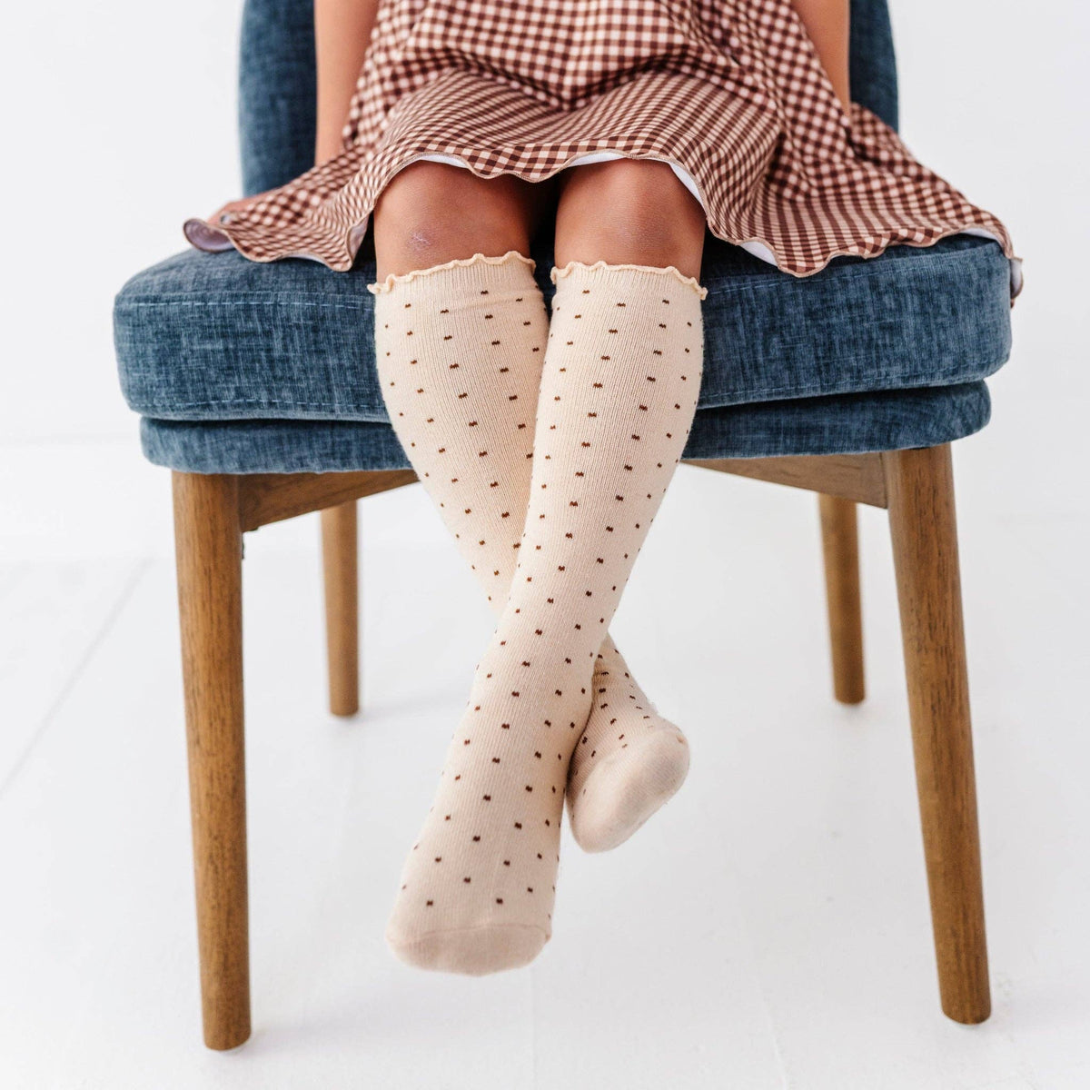 Dottie Knee Socks - Vanilla: 0-6 MONTHS